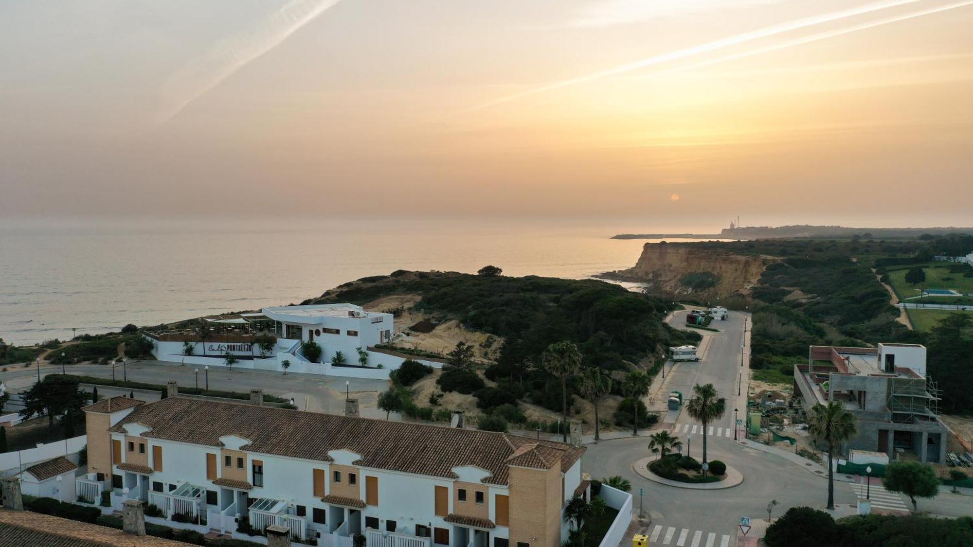 Villa Anyway Conil Un Lujo Frente Al Mar Conil De La Frontera Esterno foto
